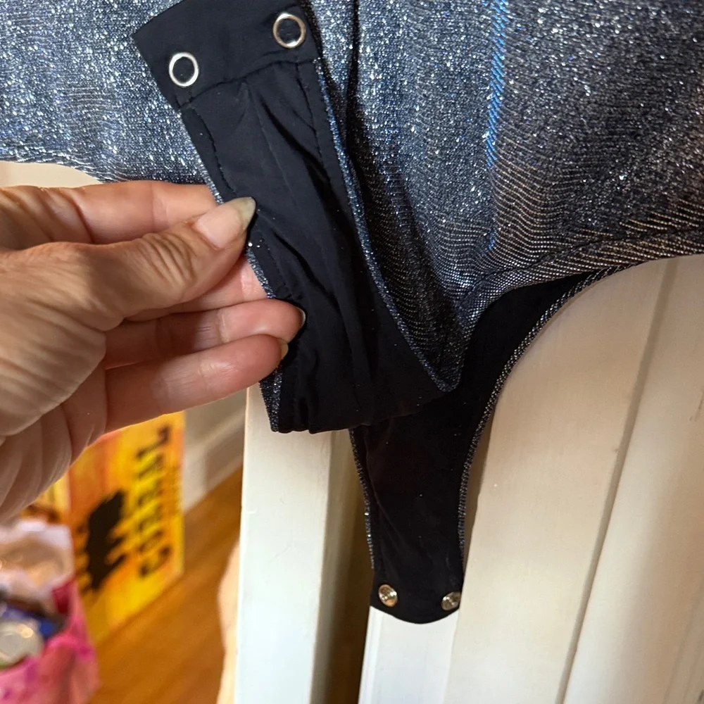 Shimmering Blue Long Sleeve Top - Picture 5 of 5
